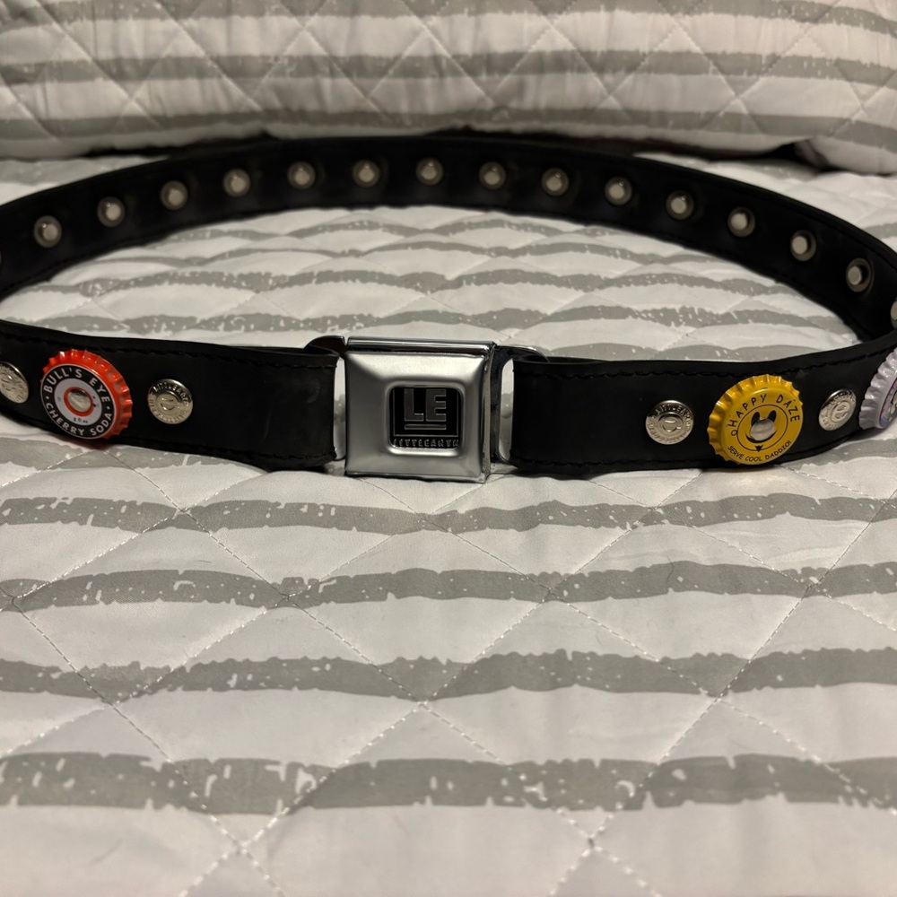 Little Earth Black Soda Cap Belt with Silver Seatbelt Style Buckle